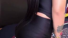 Latinas are wonderful, here you will see how a non-professional Latina lady exhibition her behind and her coochy for enjoyment