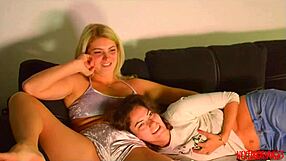 Lulus our new teen babe used her masturbation skills to thrill her audience