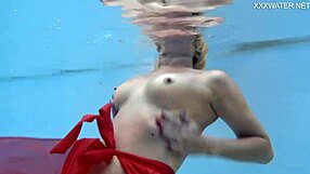 Older babe strips nude for man and goes for a swimming session in her underwear