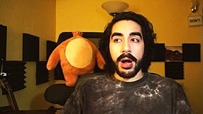 Heavy male asmr hurt and cum in a funny male solo video