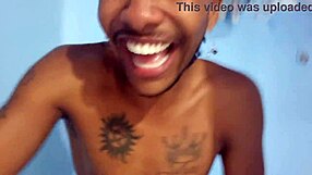 Three some with two plump Baiana girls and two man in a hotel