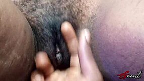 Moaning and orgasming: I really wanted to touch a more experienced lady, I wanted to see and feel the mature girlfriend’s tight pussy