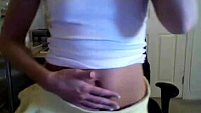 Kylie’s tempting yet playful webcam striptease