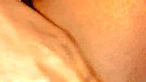 Black sexy babe likes to have fun at her wet vagina