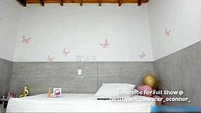 A curvy and a latina has hard sex