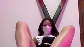 Sandra's footjob skills are so good that she can control the flow of sperm, and even make the man cum on her feet while she is holding his toes