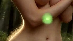 3D animated hentai with a hot and curvy fox character