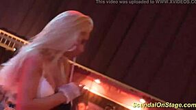 Big tits MILF in scandalous pornshow on the street