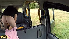 Free ride for a big-boobed MILF in a car