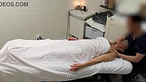 Curvy brunette MILF gets fucked during amateur massage